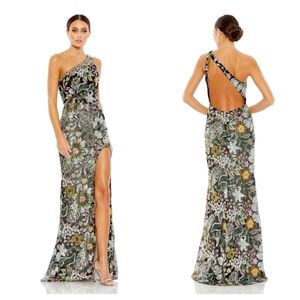 MAC DUGGAL EMBELLISHED FLORAL ONE SHOULDER GOWNRegular price$698  size 10